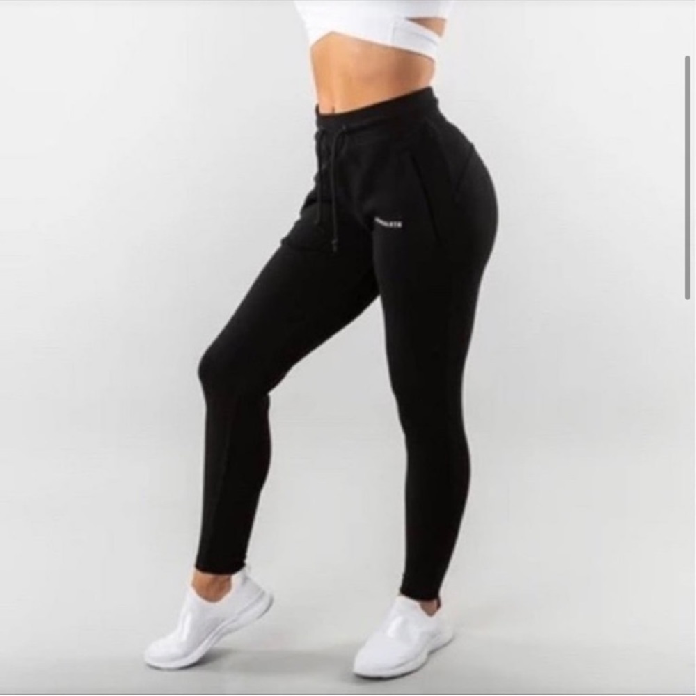 New Alphalete Core Joggers High Waisted and Fitted  Black Sizes Small and Large